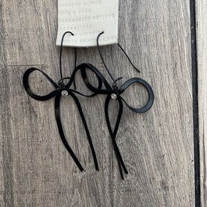 Betsy Johnson bow earrings. Vintage